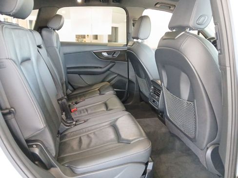 Used 2025 Audi Q7 3.0T Premium Plus AWD/4WD image 22