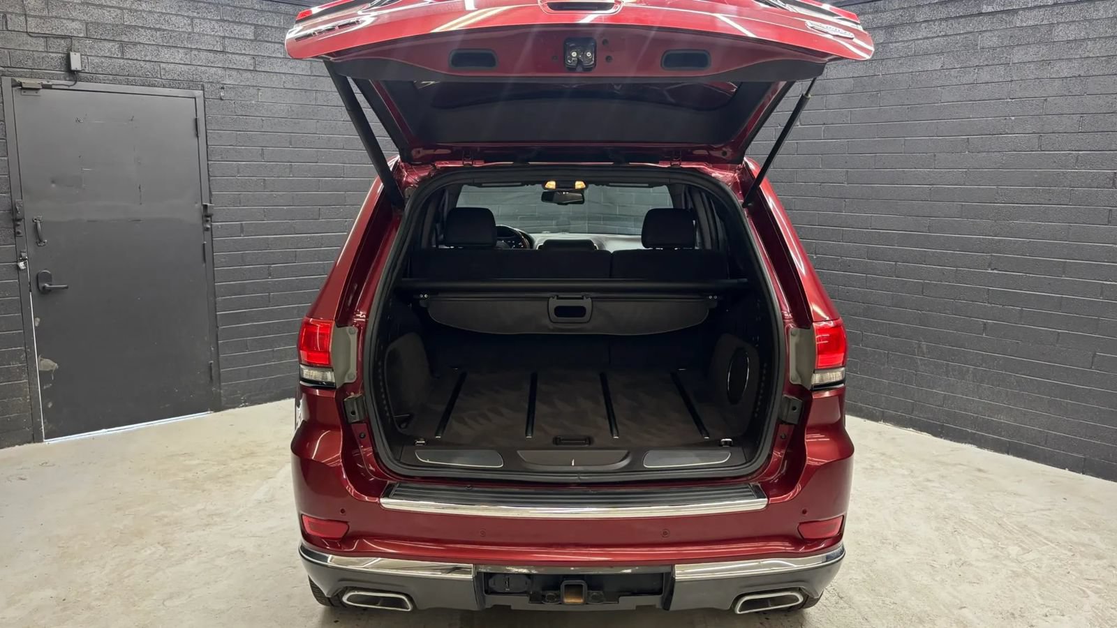 Used 2014 Jeep Grand Cherokee Summit AWD/4WD image 11