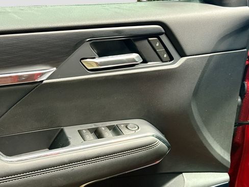 New 2026 GMC Acadia Elevation image 18