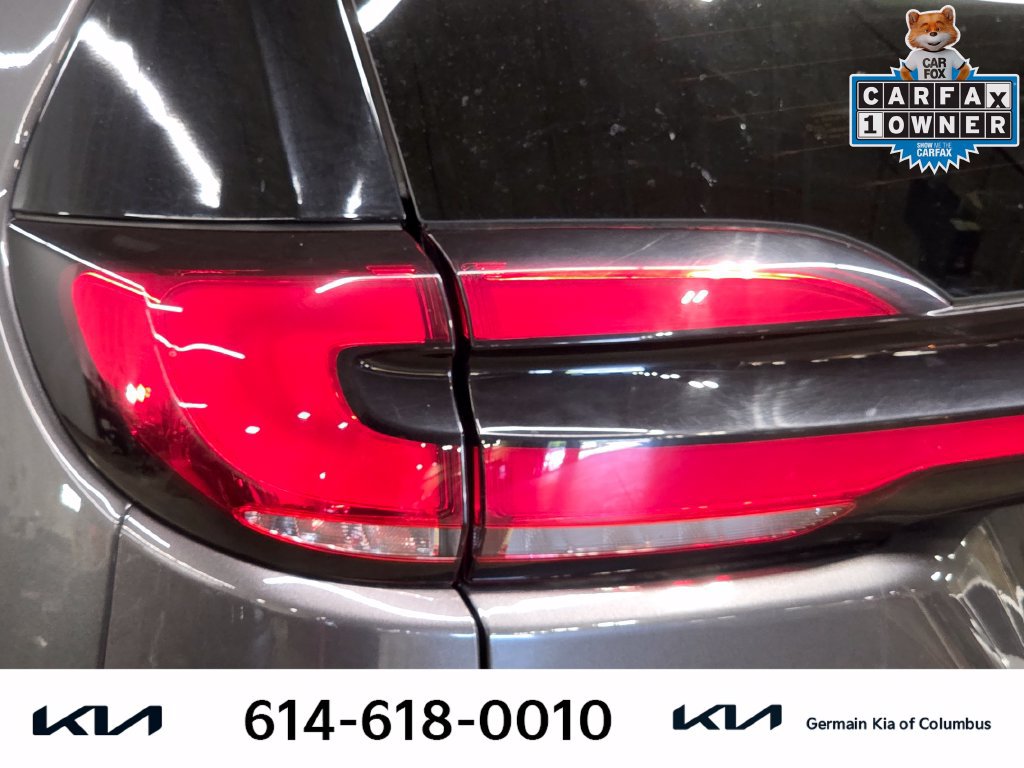 Used 2023 Chrysler Pacifica Touring-L FWD image 15