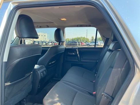 Used 2016 Toyota 4Runner Trail Premium AWD/4WD image 27