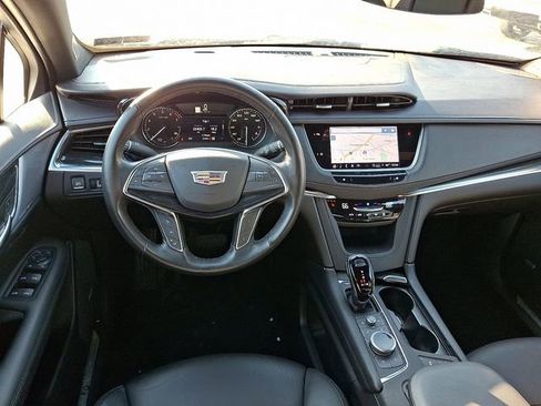 Certified 2022 Cadillac XT5 Premium Luxury image 14