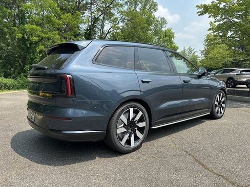 New 2025 Volvo EX90 Ultra image 7