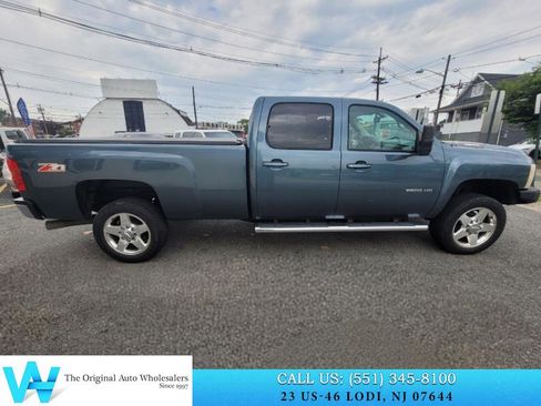 Used 2014 Chevrolet Silverado 2500 LTZ w/ LTZ Plus Package image 8
