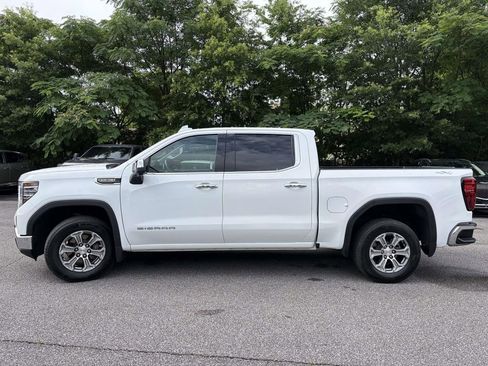 Used 2025 GMC Sierra 1500 SLT AWD/4WD image 6