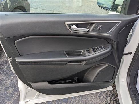 Used 2024 Ford Edge SEL AWD/4WD image 10
