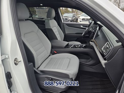 New 2026 Volkswagen Atlas Cross Sport SEL R-Line image 14