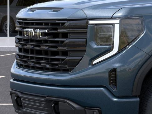 New 2026 GMC Sierra 1500 Elevation image 13