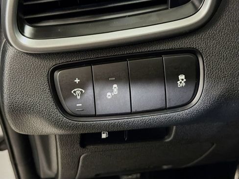 Used 2019 Kia Sorento AWD image 9