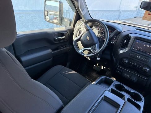 Used 2023 Chevrolet Silverado 2500 Custom w/ Custom Convenience Package image 21