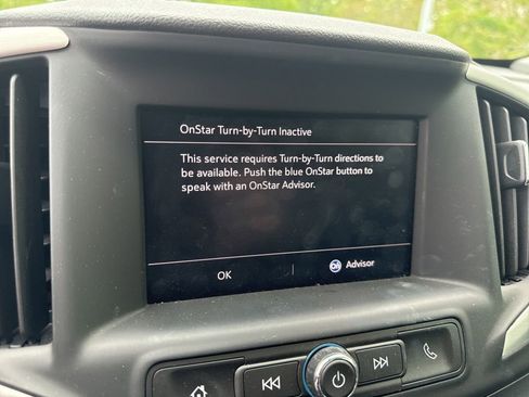 Used 2024 GMC Terrain SLE w/ Driver Convenience Package AWD/4WD image 29