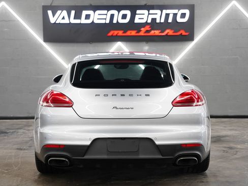 Used 2016 Porsche Panamera image 21