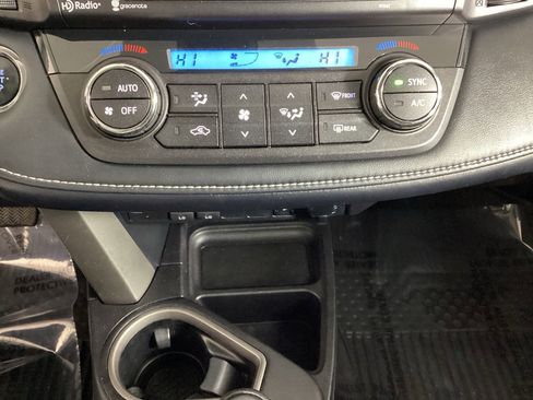 Used 2018 Toyota RAV4 XLE image 26