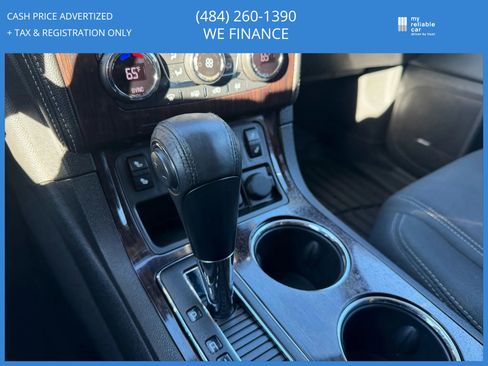 Used 2017 Chevrolet Traverse LT image 16