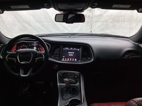 Used 2018 Dodge Challenger GT w/ Driver Convenience Group image 22