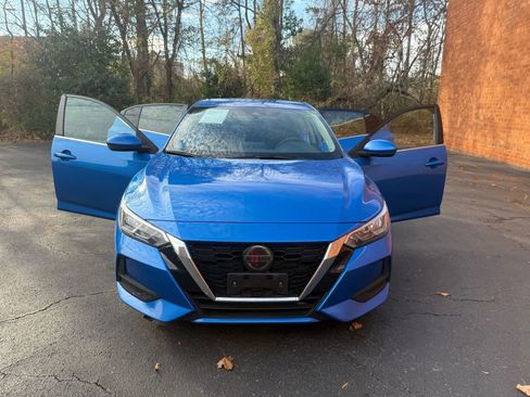 Used 2020 Nissan Sentra SV w/ Lighting Package image 18