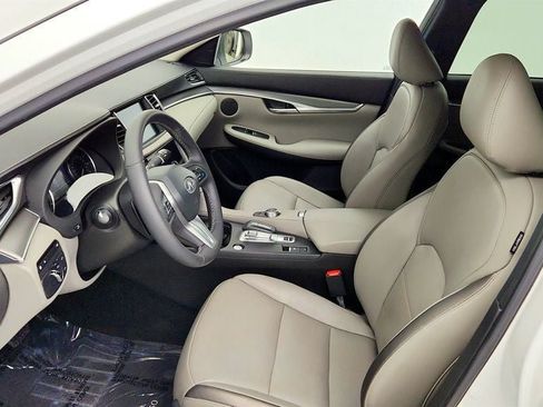 Used 2023 INFINITI QX50 Luxe AWD/4WD image 21