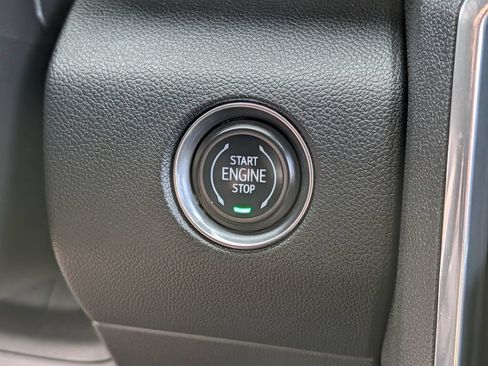 Used 2025 GMC Acadia Elevation AWD/4WD image 29