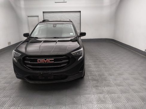 Used 2020 GMC Terrain SLE w/ Elevation Edition FWD image 15