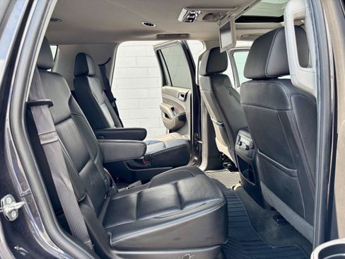 Used 2018 Chevrolet Tahoe LT AWD/4WD image 9