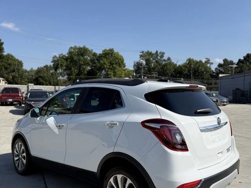 Used 2019 Buick Encore Preferred image 4