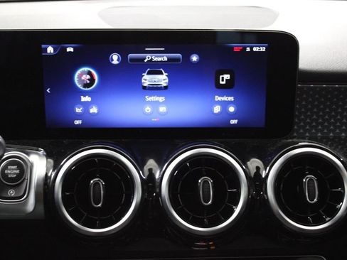 Certified 2026 Mercedes-Benz GLB 250 4MATIC image 26