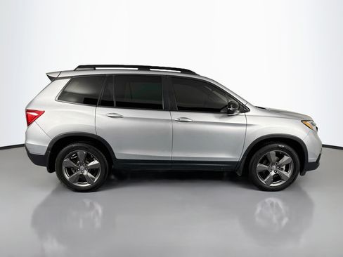 Certified 2021 Honda Passport Touring image 4