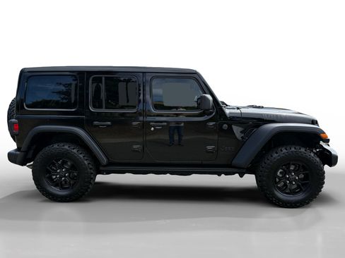 Used 2025 Jeep Wrangler Unlimited Sport AWD/4WD image 6