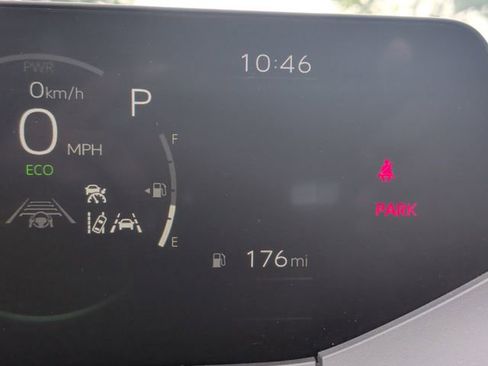 Used 2023 Toyota Prius LE FWD image 21