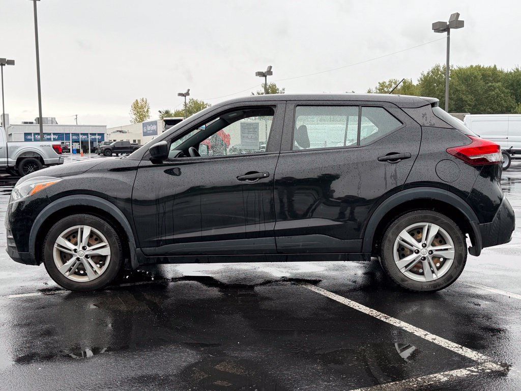 Used 2020 Nissan Kicks S FWD image 5