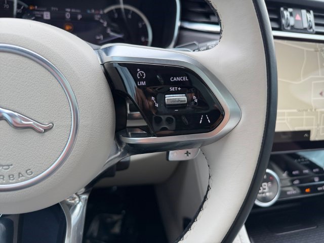 Used 2023 Jaguar F-PACE S AWD/4WD image 23