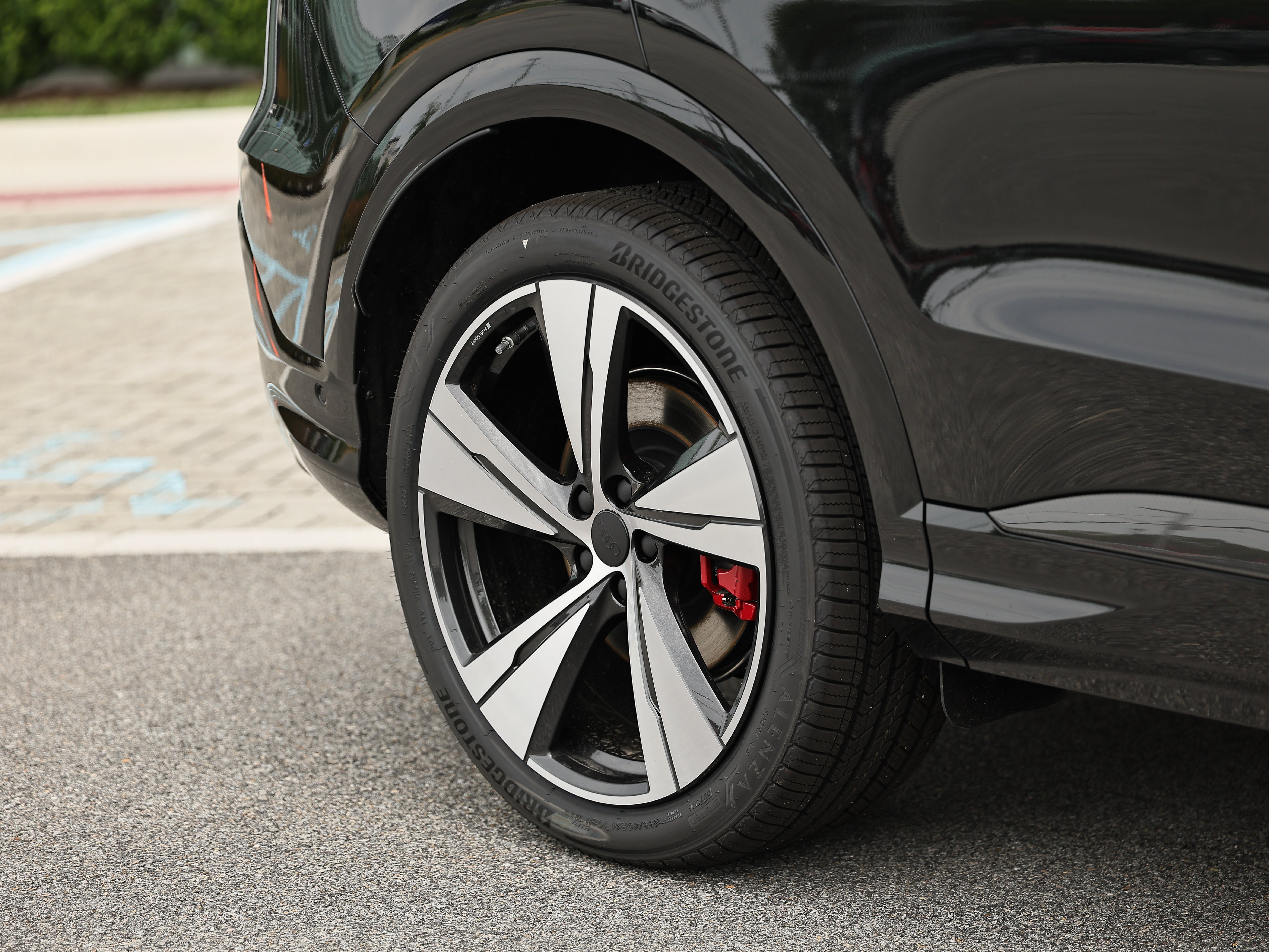 New 2026 Audi SQ5 Prestige AWD/4WD image 6