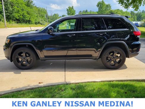 Used 2021 Jeep Grand Cherokee Freedom Edition AWD/4WD image 6