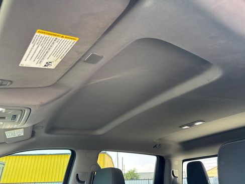 Used 2021 Chevrolet Silverado 1500 LT Trail Boss w/ Convenience Package II AWD/4WD image 20