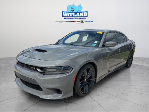 Used 2019 Dodge Charger Scat Pack w/ Plus Group RWD image 1