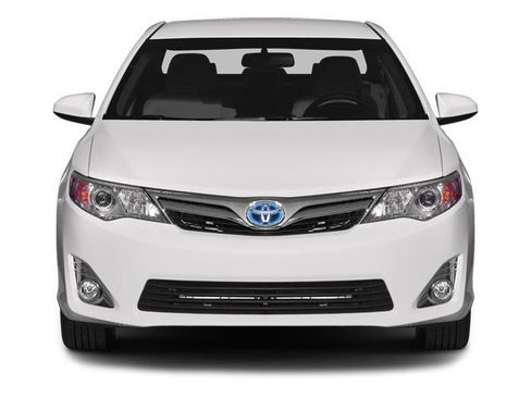 Used 2013 Toyota Camry XLE w/ Leather Pkg FWD image 5