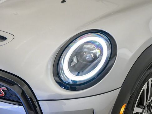 Used 2024 MINI Cooper S FWD image 9