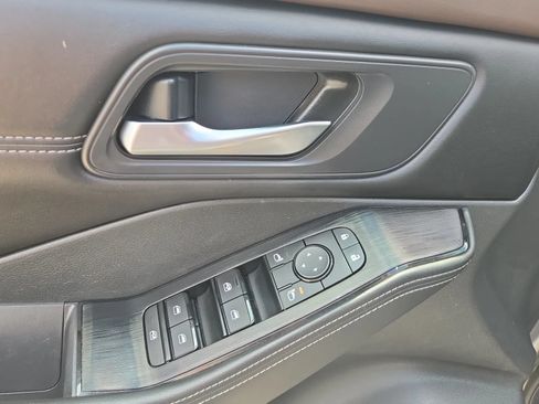 Used 2022 Nissan Rogue SV w/ SV Premium Package AWD/4WD image 14