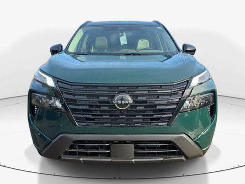New 2026 Nissan Rogue SV FWD image 3