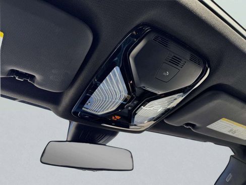 Used 2020 BMW X5 xDrive50i w/ Premium Package image 34