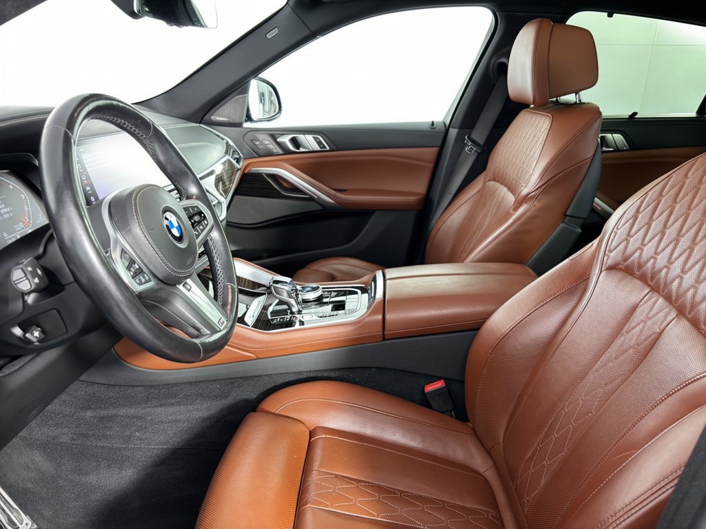 Used 2021 BMW X6 M50i w/ Executive Package AWD/4WD image 5