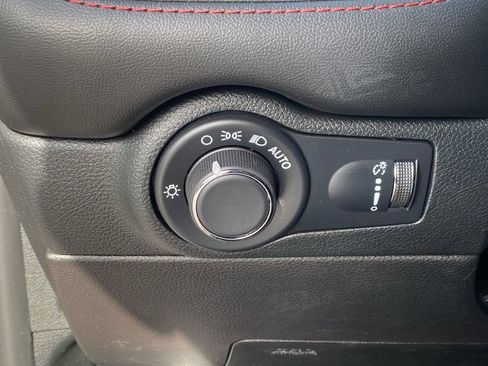 Used 2025 Dodge Durango GT w/ Blacktop Package RWD image 22