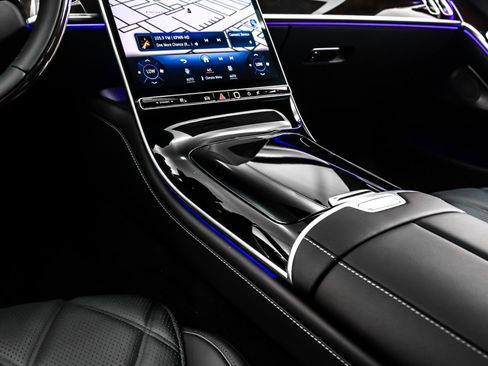 New 2026 Mercedes-Benz Maybach S 580 4MATIC image 6