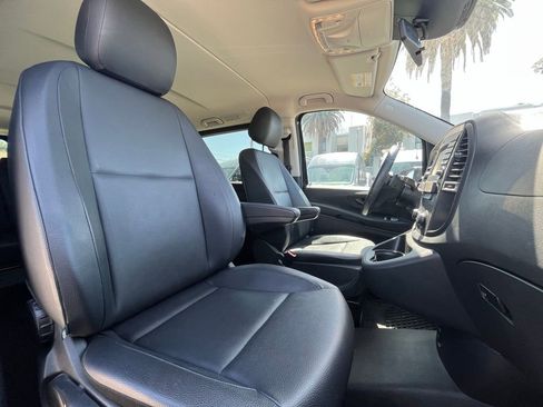 Used 2019 Mercedes-Benz Metris Passenger image 15