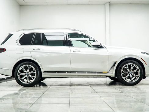 Used 2026 BMW X7 xDrive40i AWD/4WD image 6