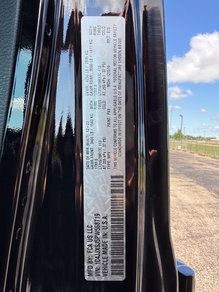 Used 2023 Jeep Wrangler Unlimited Rubicon 392 w/ Xtreme Recon 35" Tire Package AWD/4WD image 56