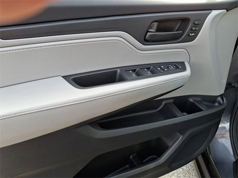 Used 2020 Honda Odyssey EX-L image 13