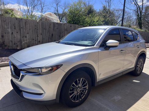 Used 2020 MAZDA CX-5 Touring image 9