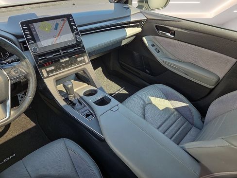 Used 2019 Toyota Avalon Touring w/ Advanced Safety Package FWD image 19