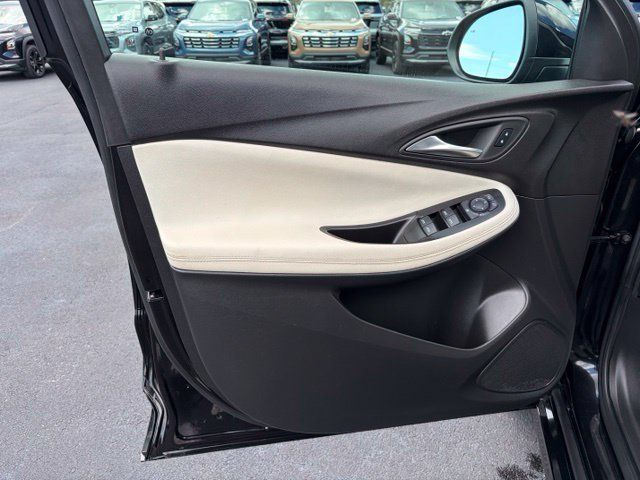 Used 2024 Buick Encore GX Sport Touring FWD image 12